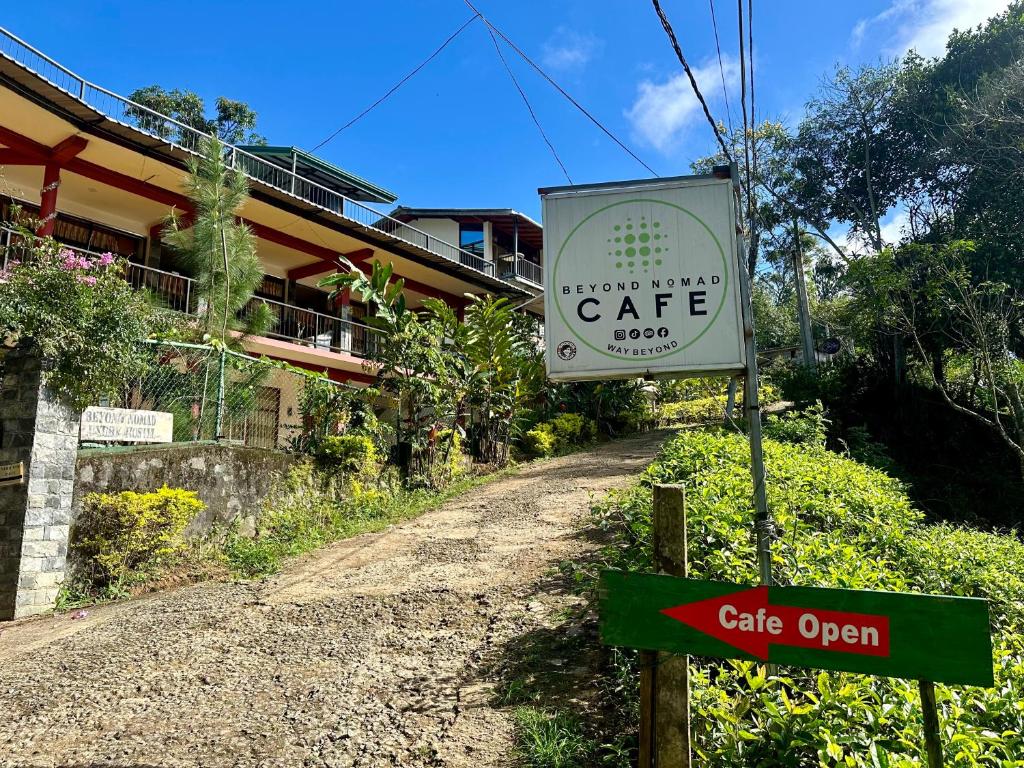 Certifikát, hodnocení, plakát nebo jiný dokument vystavený v ubytování Beyond Nomad Luxury Hostel