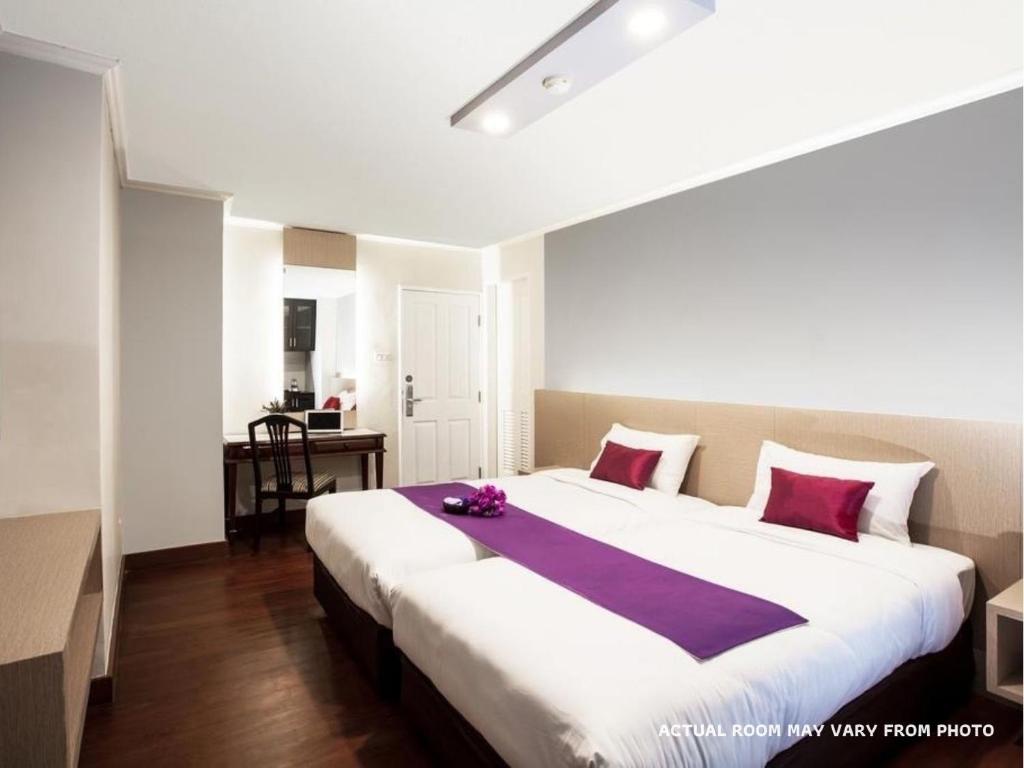 The Step Sathon - Superior Twin Room