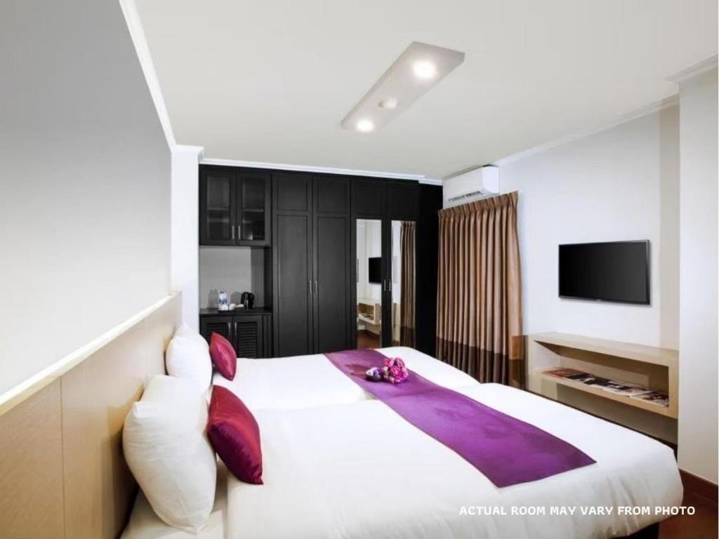 The Step Sathon - Resim 37