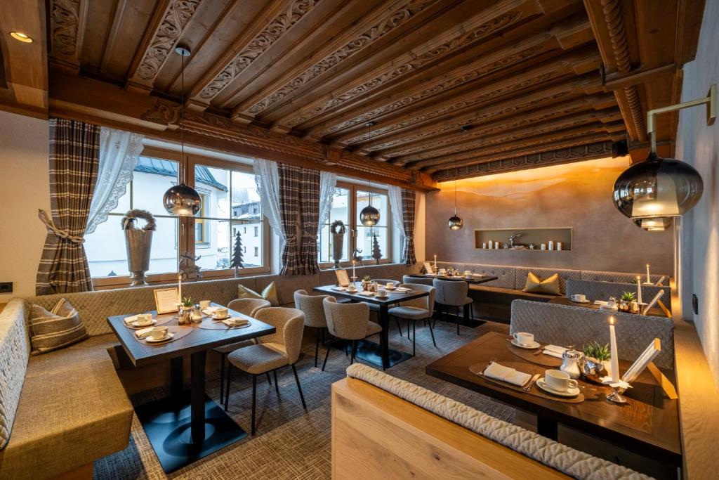 Restaurace v ubytování Boutique Hotel Montanara