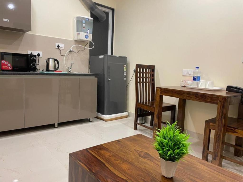 MY STAY Service Appartment的厨房或小厨房