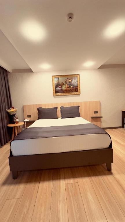 The Green Park Taksim - 12