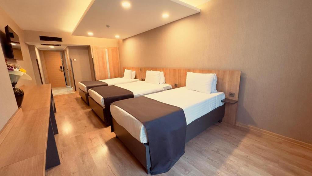 The Green Park Taksim - 15