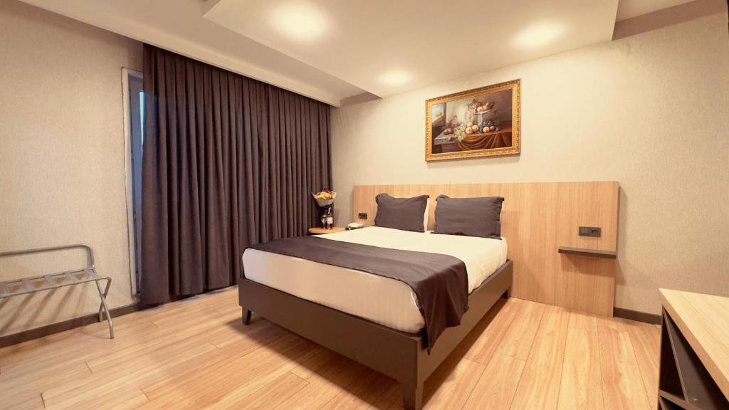 The Green Park Taksim - 10