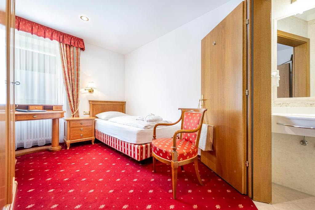 Hotel Touring Dolomites - Eenpersoonskamer