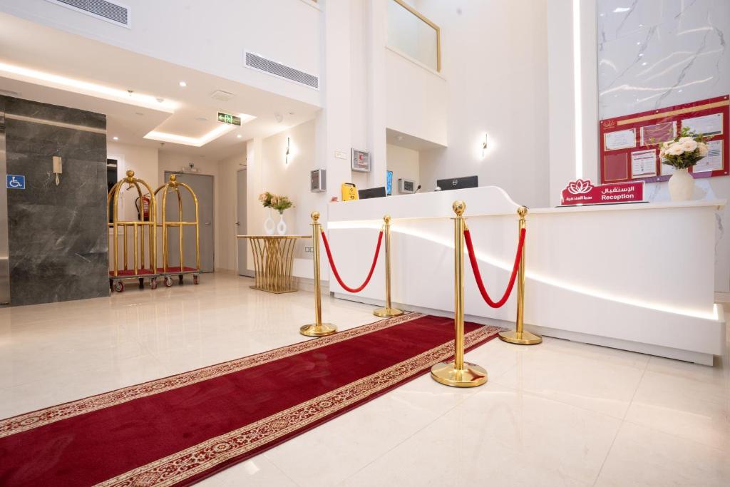 Vstupní hala nebo recepce v ubytování فندق سما ذاخر