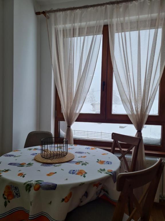 디브치바레에 위치한 Apartman Gala Divčibare - Divčinova에서 갤러리에 업로드한 사진