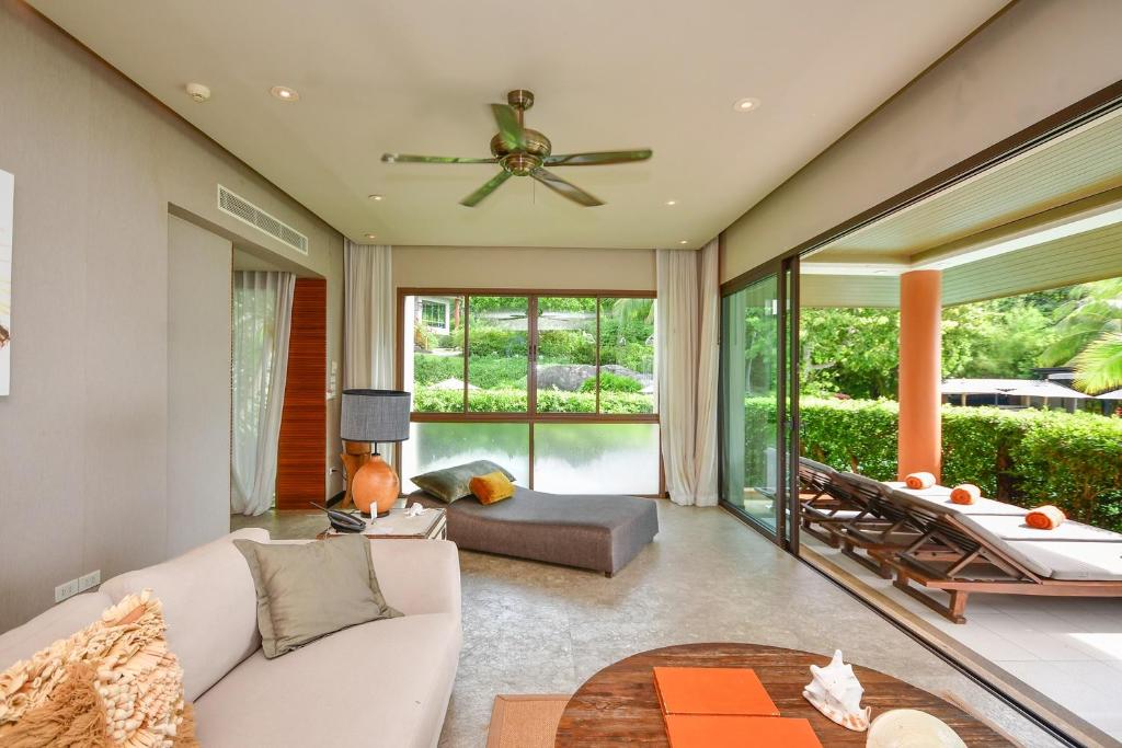 ShaSa Resort - Luxury Beachfront Suites - 1