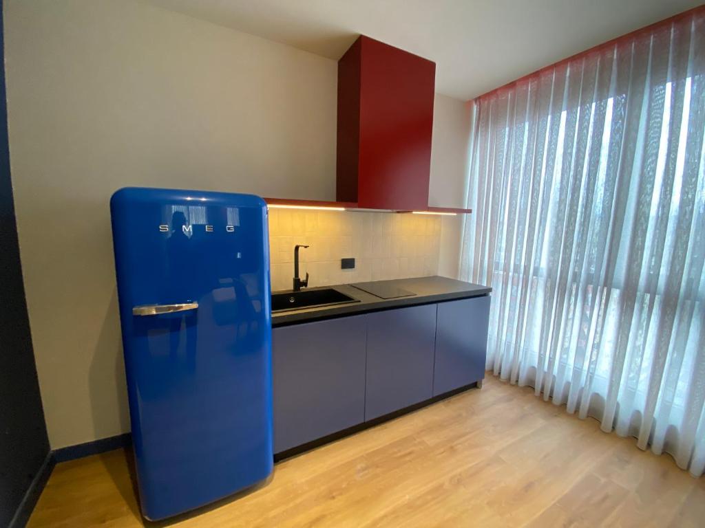 Kuchyň nebo kuchyňský kout v ubytování Si Hotel Tirana