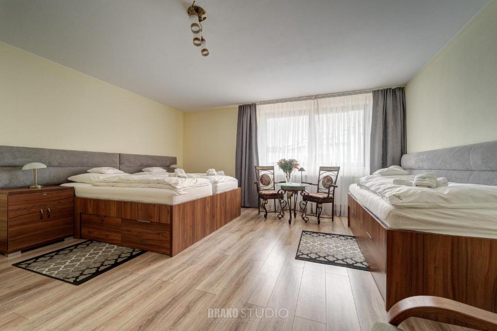 Pensjonat EDEN Maniowy - Triple Room With Private Bathroom