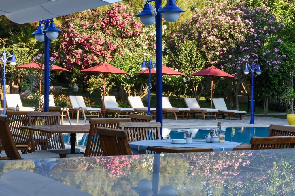 Bazén v ubytování Marphe Hotel nebo v jeho okolí
