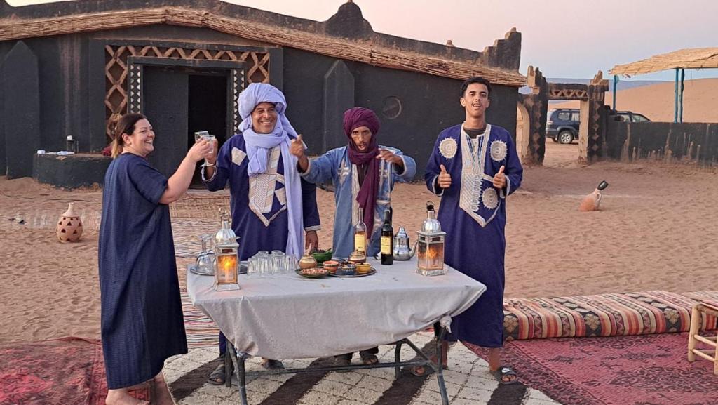Ospiti di Chigaga Desert Camp