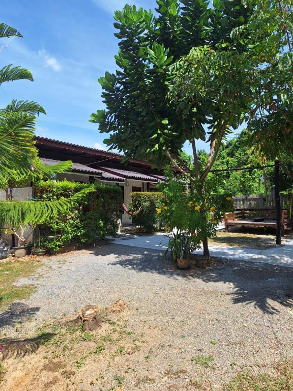 Lanta Happy House - 13