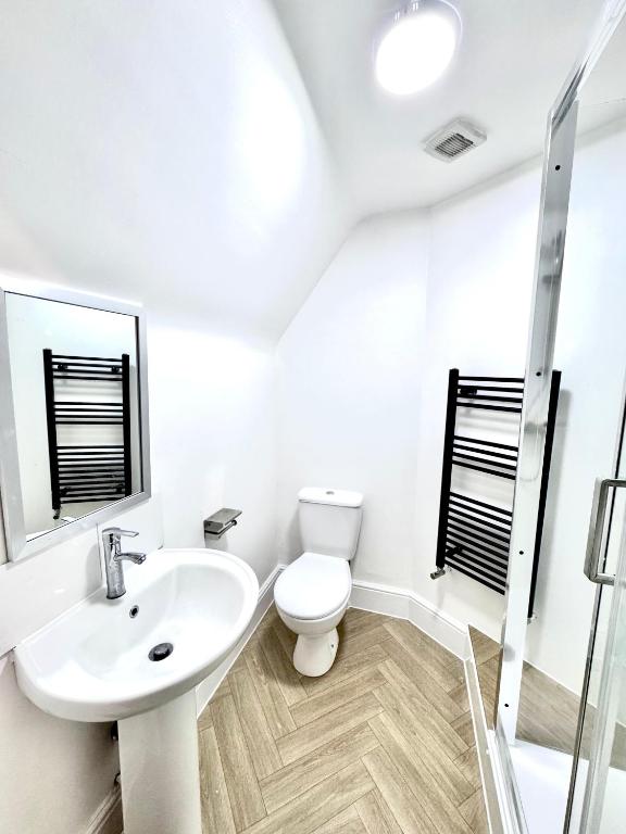 George And Dragon Place - Resim 3