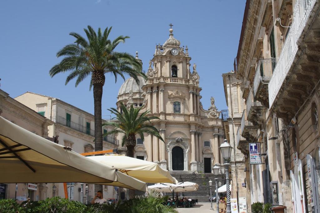 The building in which a panziókat is located