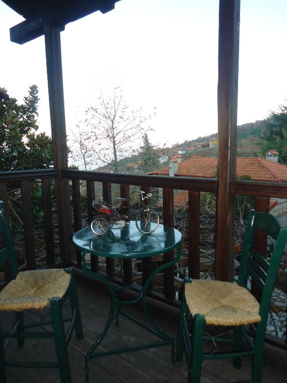 Balkón nebo terasa v ubytování Traditional Guesthouse Archontoula