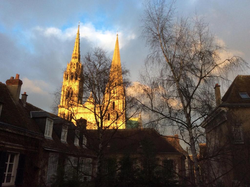 Gallery image of Le Jardin Cathedrale in Chartres