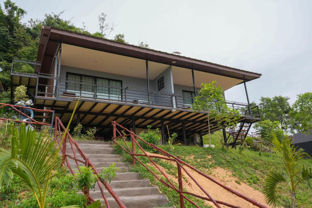 Zahrada ubytování So View Phuket Resort