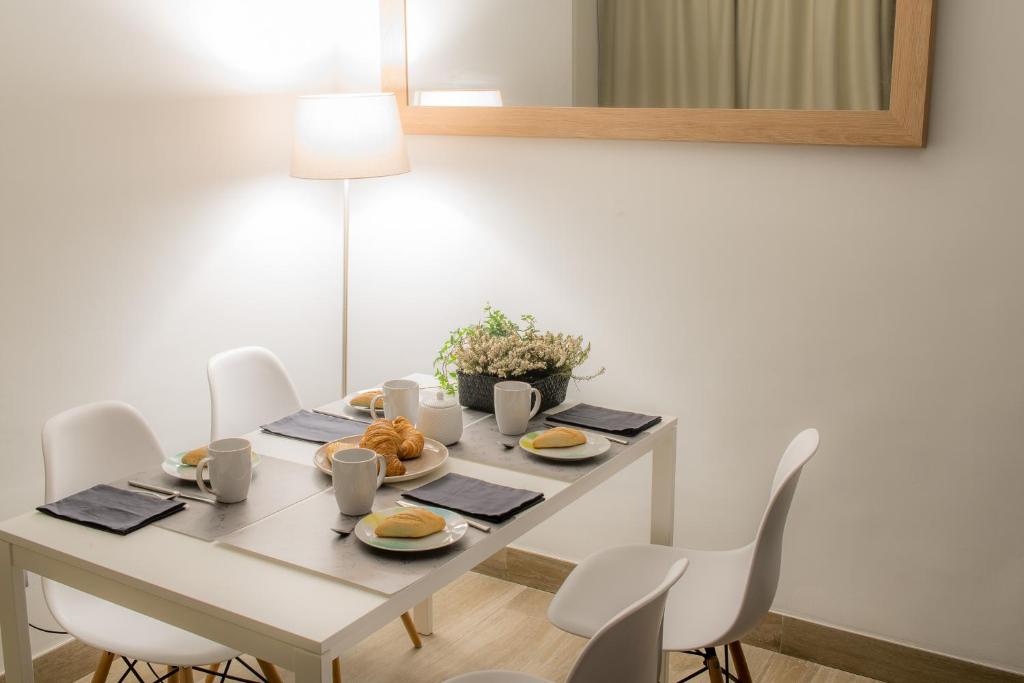 Apartamentos Campo Del Príncipe - Appartement