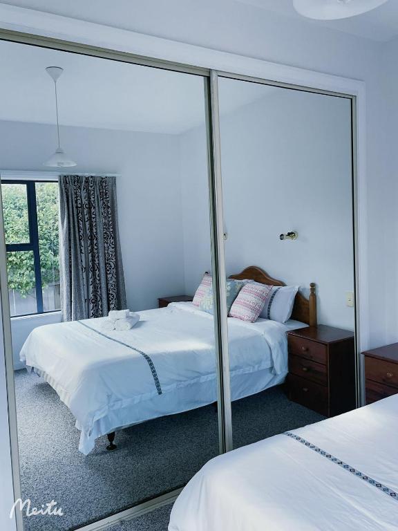 Home in Church corner - Resim 6