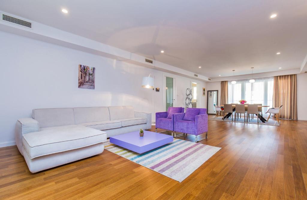 Posedenie v ubytovaní Dubrovnik Luxury Residence – L’Orangerie