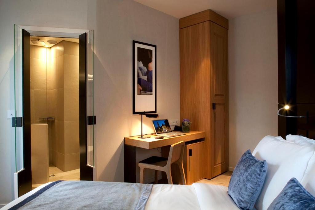 Marceau Champs-Elysées - Resim 27