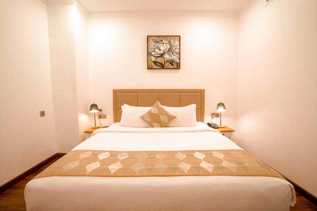 Phòng Deluxe Giường Đôi Không Có Cửa Sổ