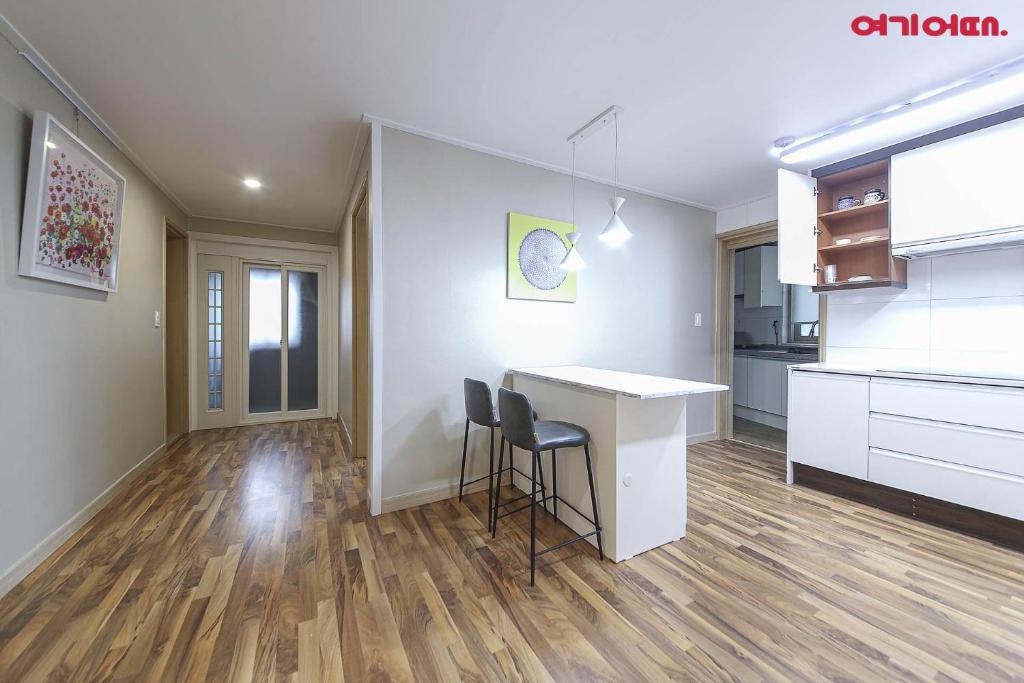 Kuchyň nebo kuchyňský kout v ubytování BOBOS Hotel