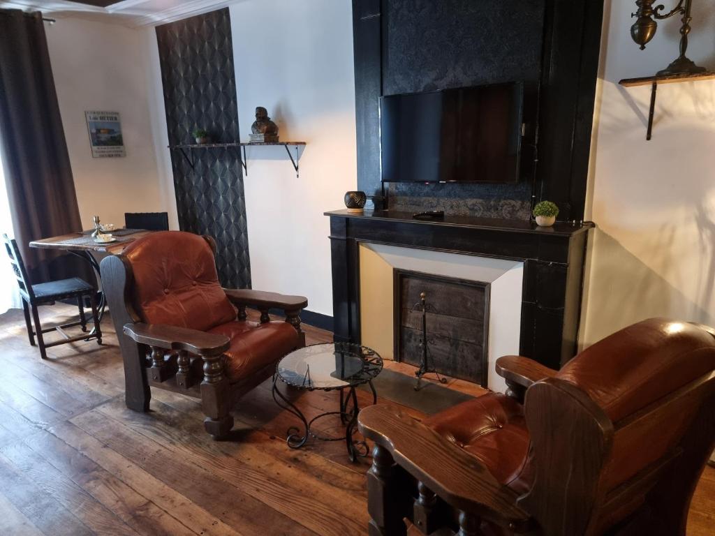 Photo de la galerie de l'établissement Prestigieuse Résidence N 4 - CENTRE - parking privé, à Bellac