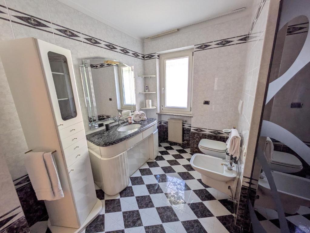 Kuchyň nebo kuchyňský kout v ubytování Apartments Giovannini