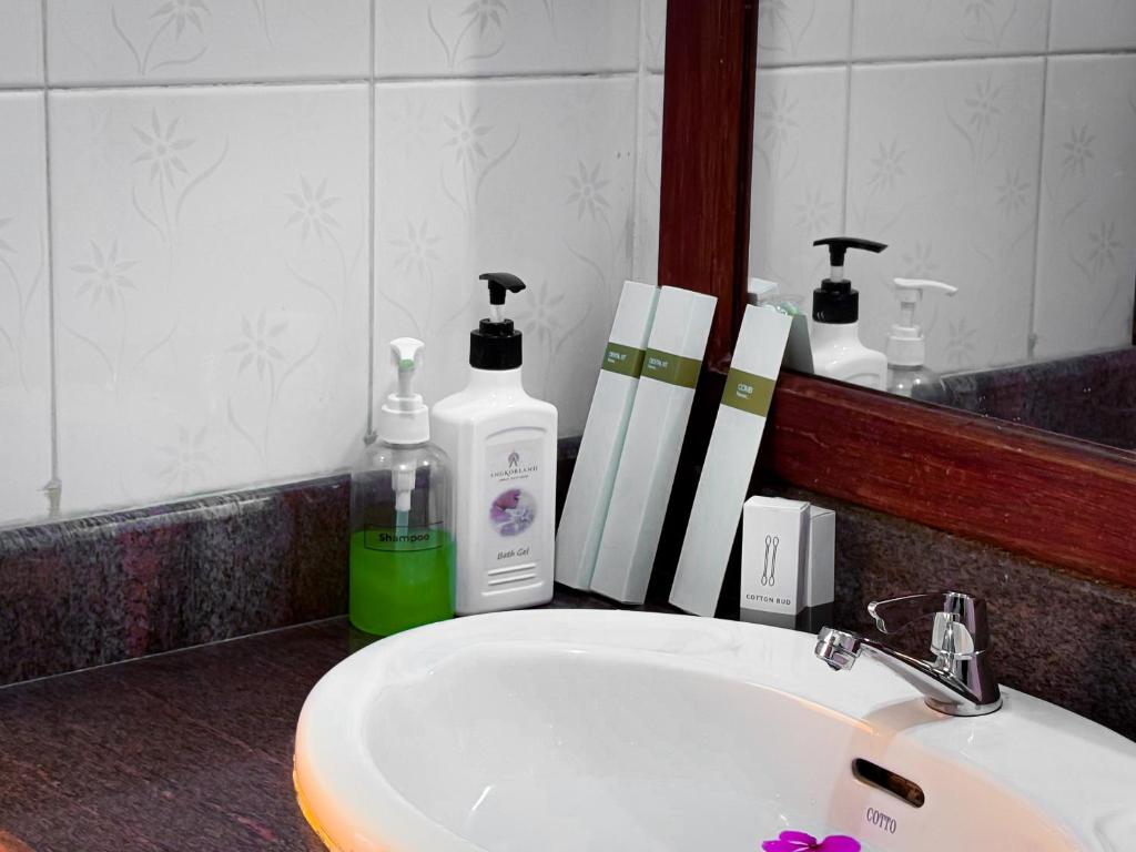 Koupelna v ubytování VPlus Hotel