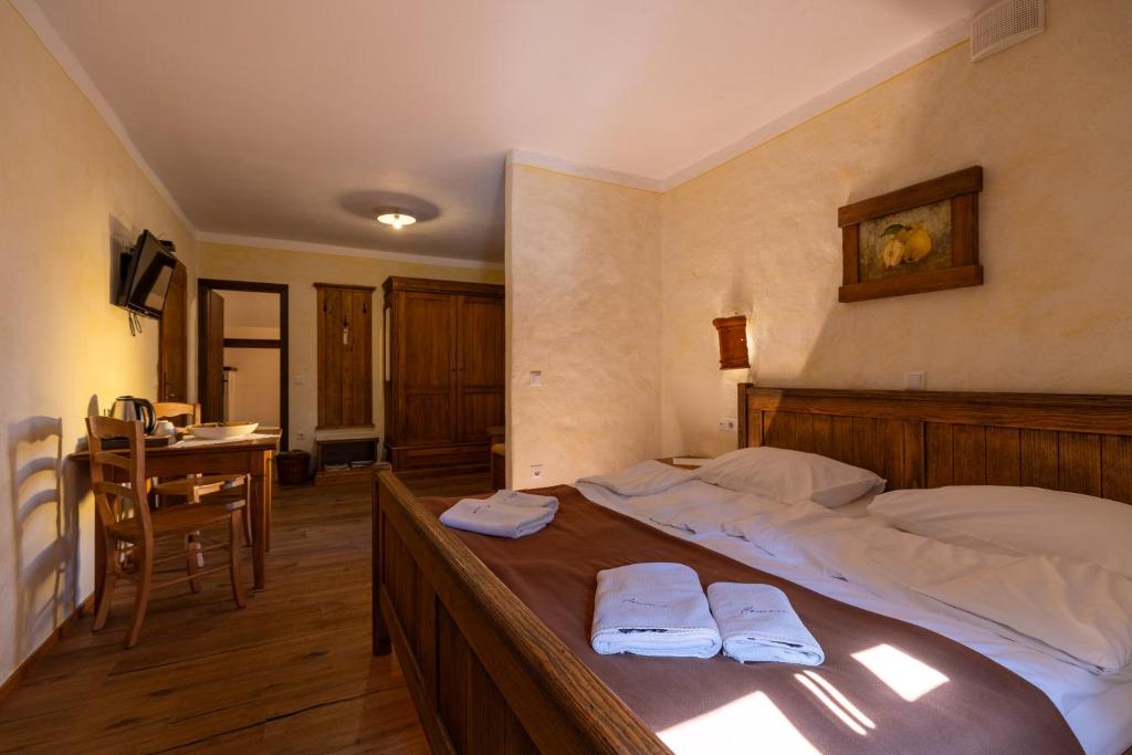 Postel nebo postele na pokoji v ubytování Pomona Relaxing Nature Guest House
