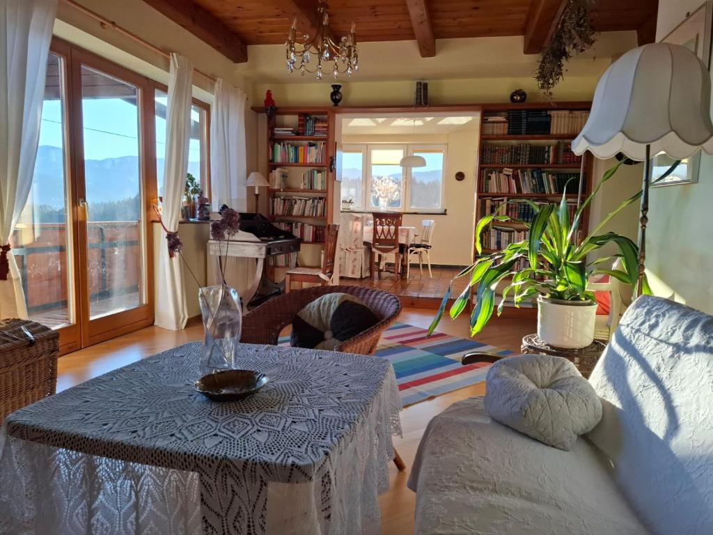 Posezení v ubytování Wohnung in Kärnten Nähe Millstättersee