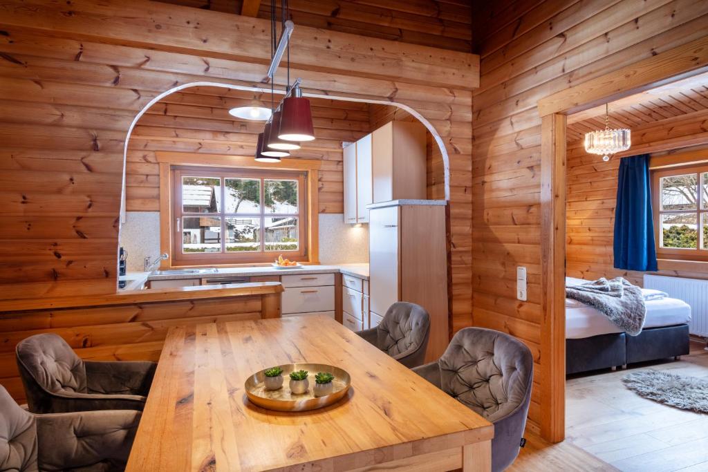 Postel nebo postele na pokoji v ubytování Chalet am Lechweg