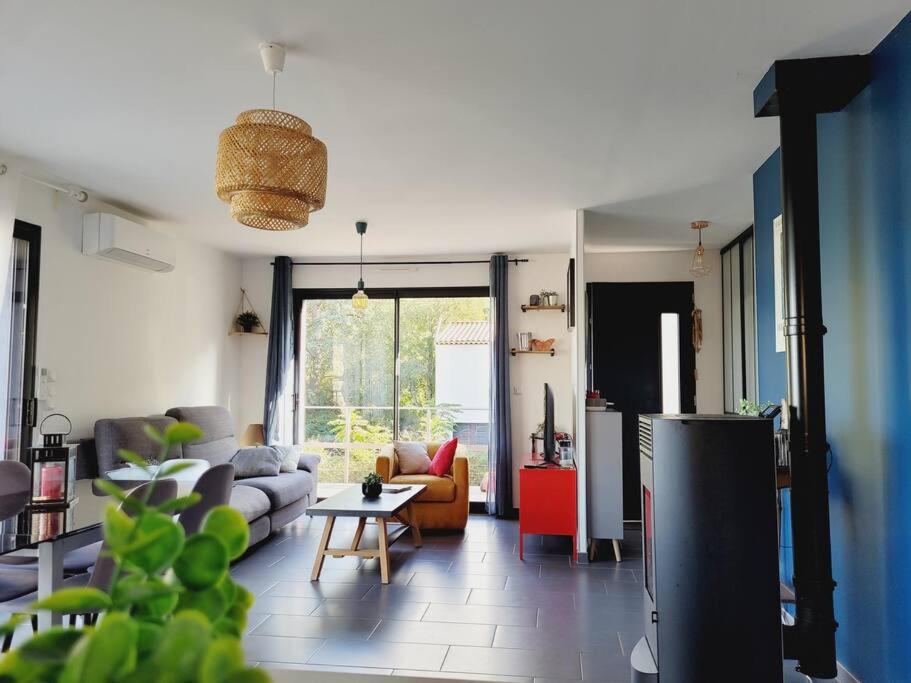 Posezení v ubytování Maison avec vue sur forêt