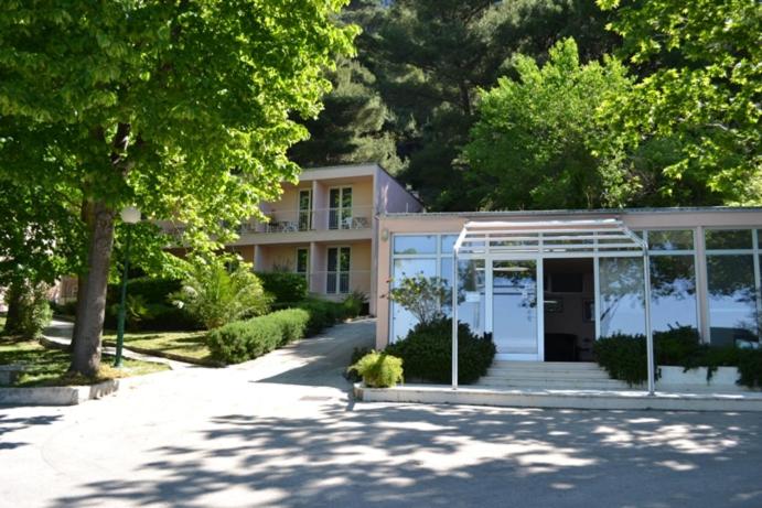 Budova, kde se hotel nachází