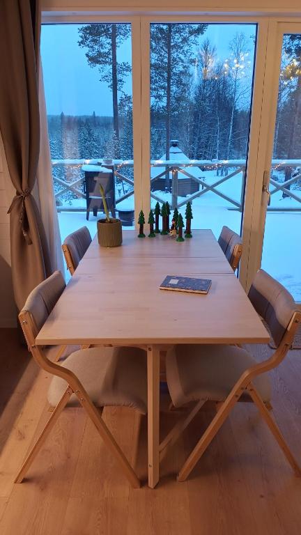 Magisch berghuisje met uitzicht op Nationaal Park Fulufjället