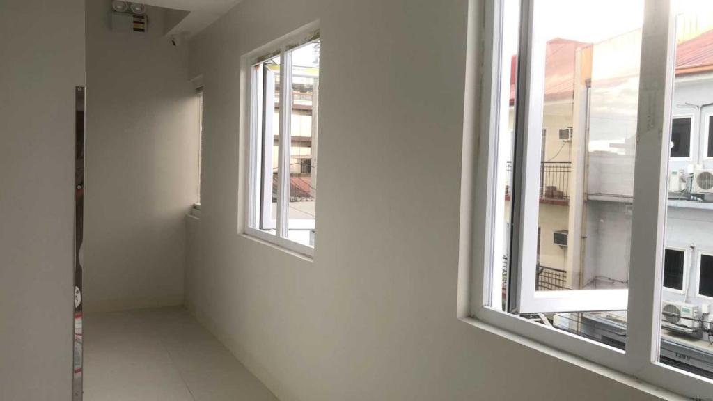 Fotografie z fotogalerie ubytování OYO 1128 Hotel Sangco v destinaci Manila