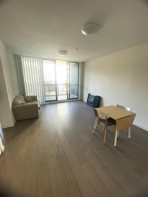 Luxury 2 Bed 2 Baths Apartment - Hurstville, Sydney (updated prices 2025)