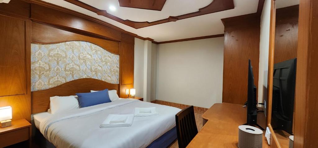 لابی و فضای عمومی Arya Suites Patong Beach - تصویر ۵