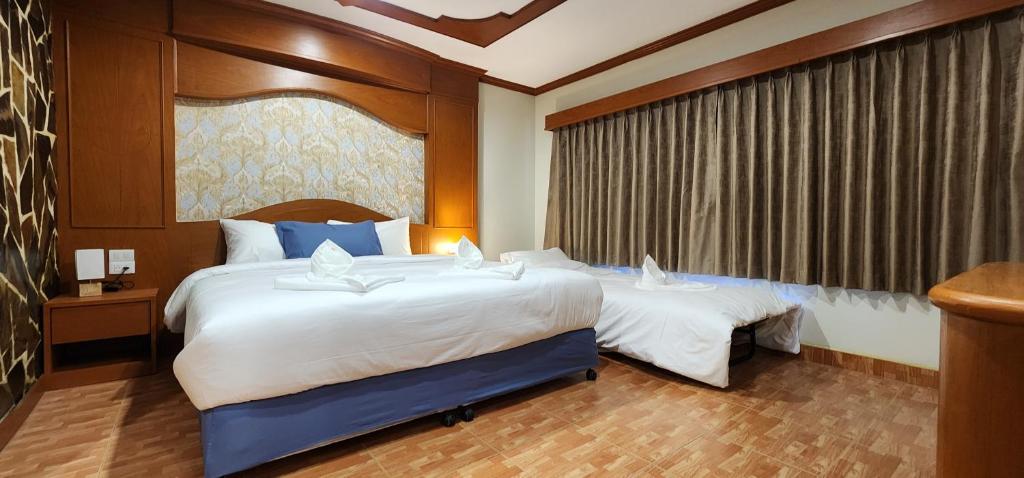 Arya Suites Patong Beach - Resim 18