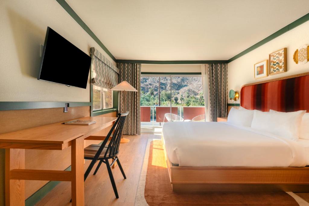 Royal Sun Palm Springs - Roi Standard