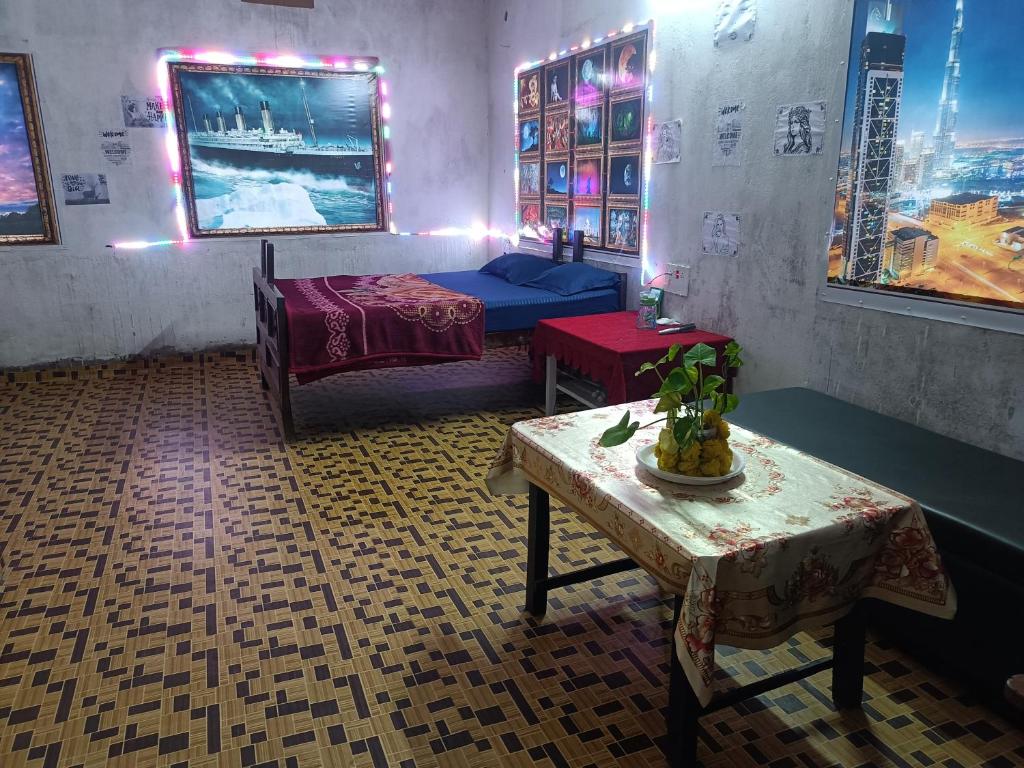 Postel nebo postele na pokoji v ubytování Hotel Kalzug