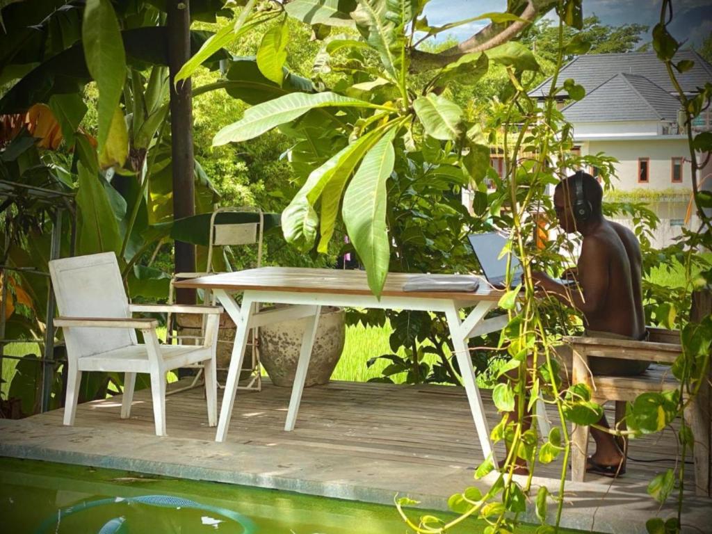 Bazén v ubytování The Hide Hostel Canggu - Adult Only nebo v jeho okolí