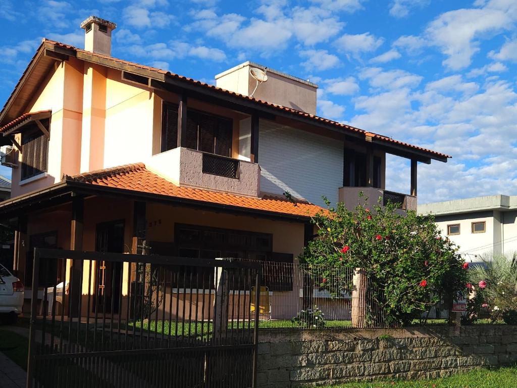 Bygningen som feriehuset ligger i