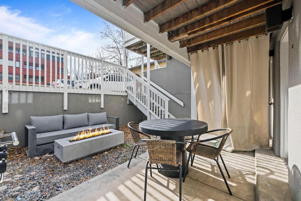 Balkón nebo terasa v ubytování Pearl Street Unit C - Boulder