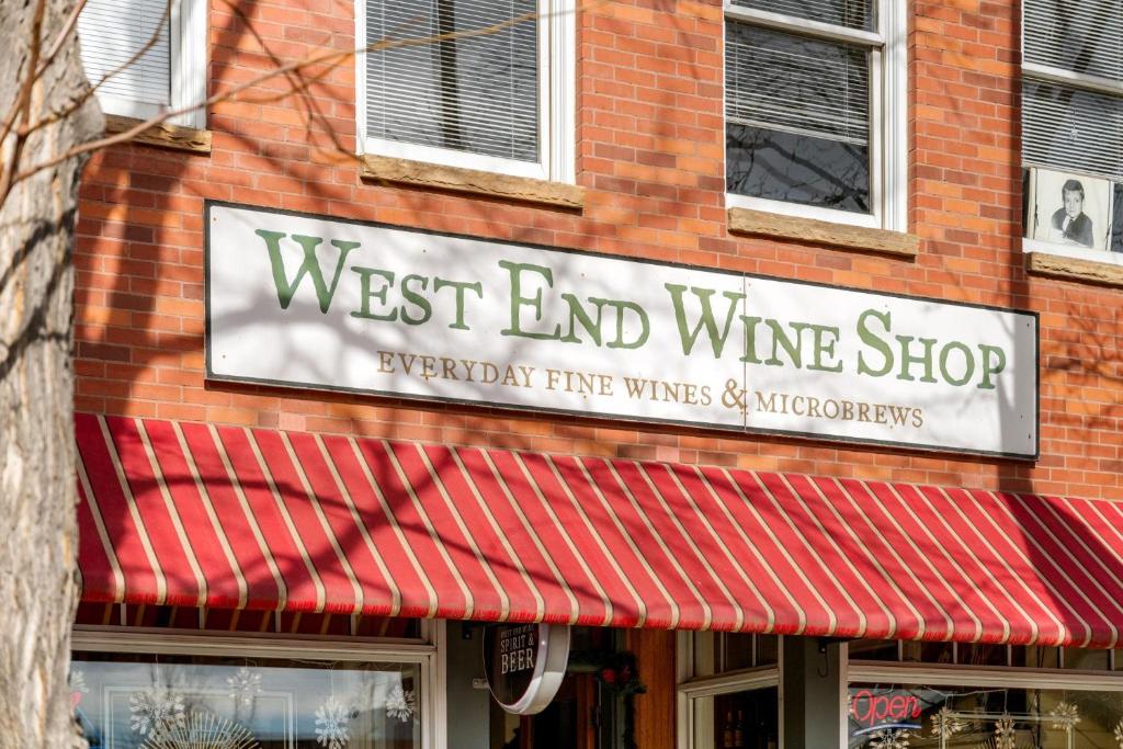 Certifikát, hodnocení, plakát nebo jiný dokument vystavený v ubytování Pearl Street Unit C - Boulder