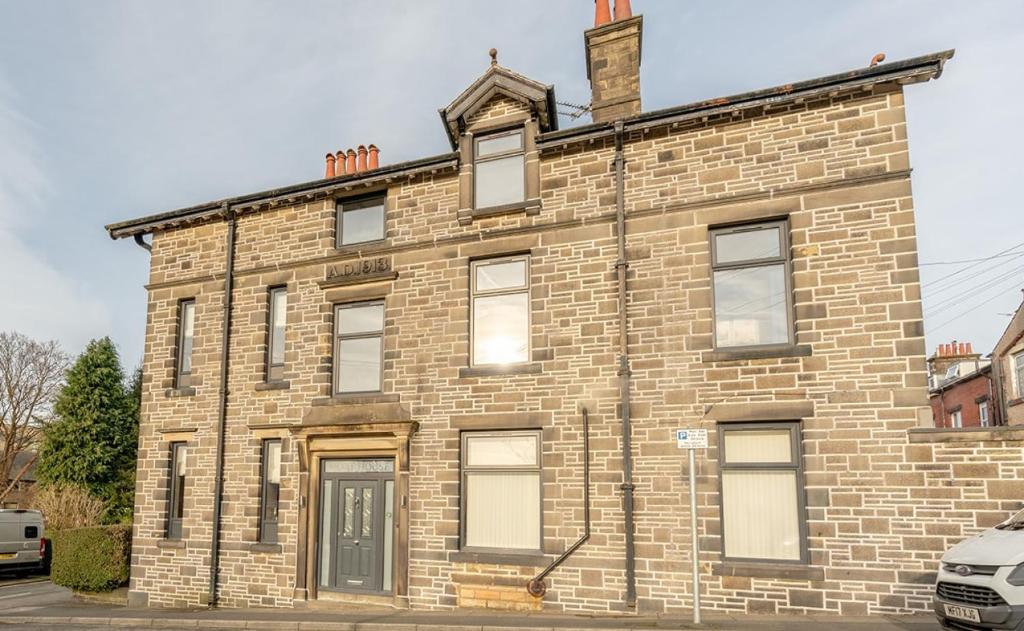 Photo inspiration: Private Penthouse Apartments With Moat Security Reference: Moat House Penthouse Suite 6 Rossendale Updated Prices 2026