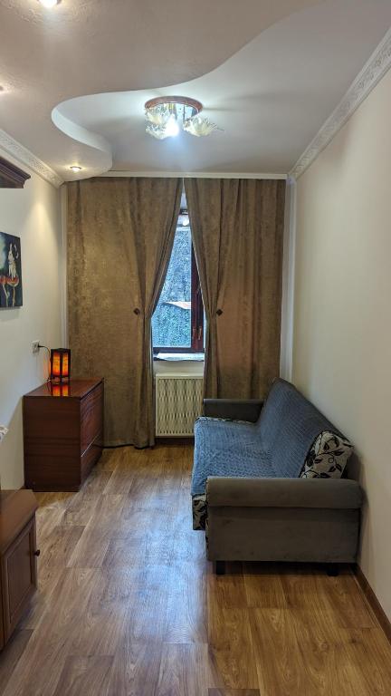 Rooms near the beautiful Park 2nd Floor