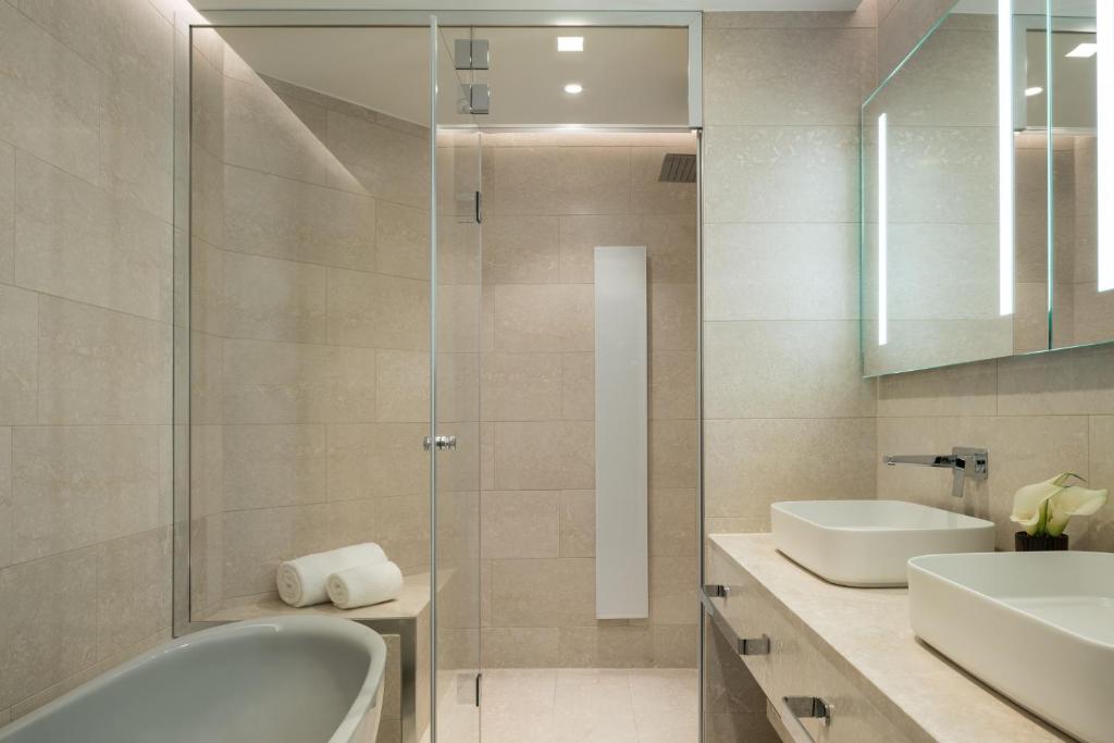 The Ritz-Carlton Hotel de la Paix, Geneva - Resim 4